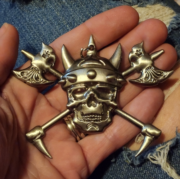 Swollen Members pendant - Picture 4 of 14